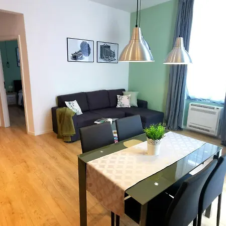 City Park Apartman *